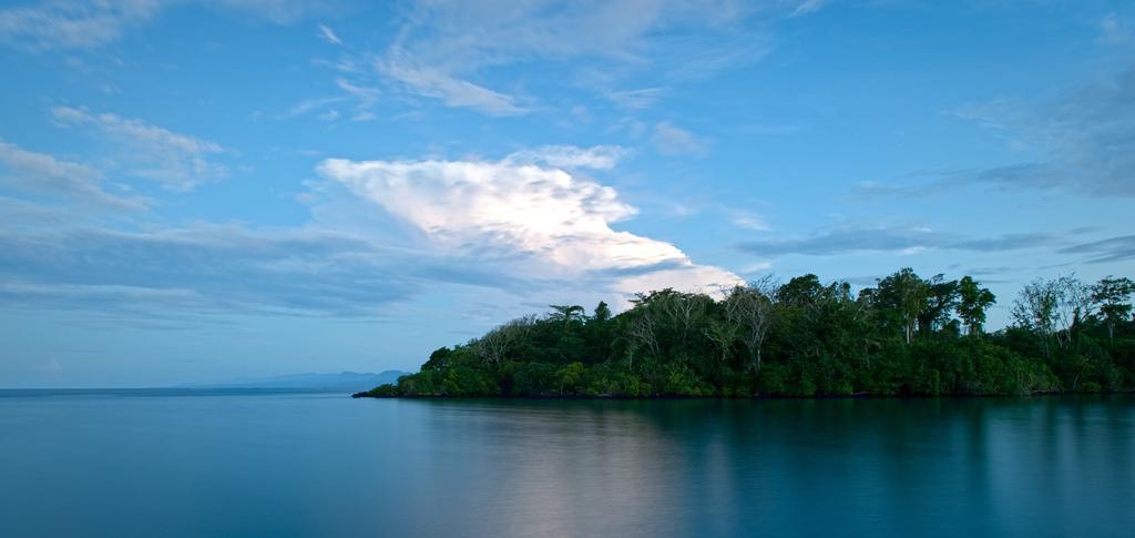 Lusia'S Lagoon Chalets Salelologa エクステリア 写真
