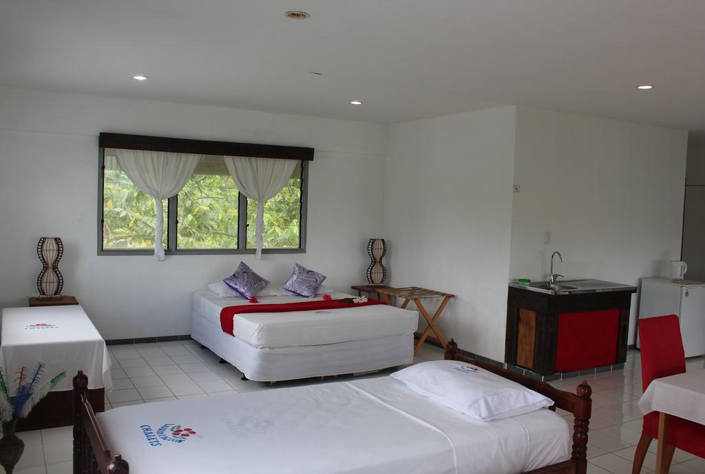 Lusia'S Lagoon Chalets Salelologa エクステリア 写真