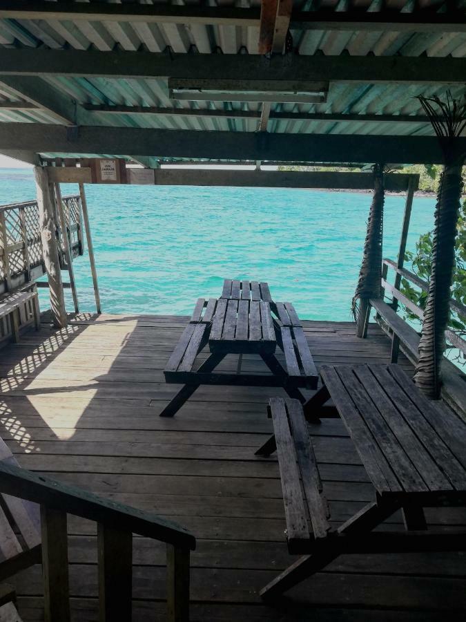 Lusia'S Lagoon Chalets Salelologa エクステリア 写真