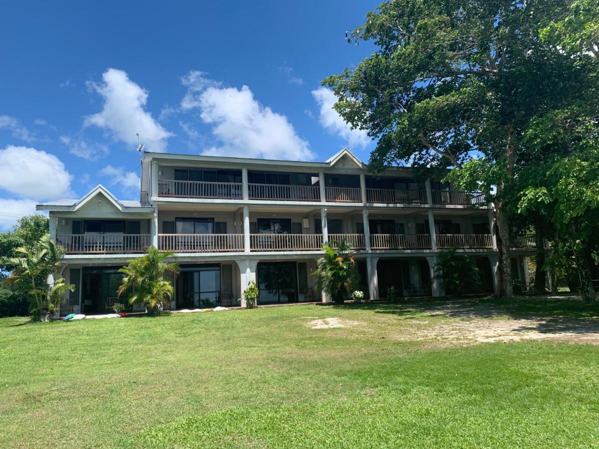 Lusia'S Lagoon Chalets Salelologa エクステリア 写真