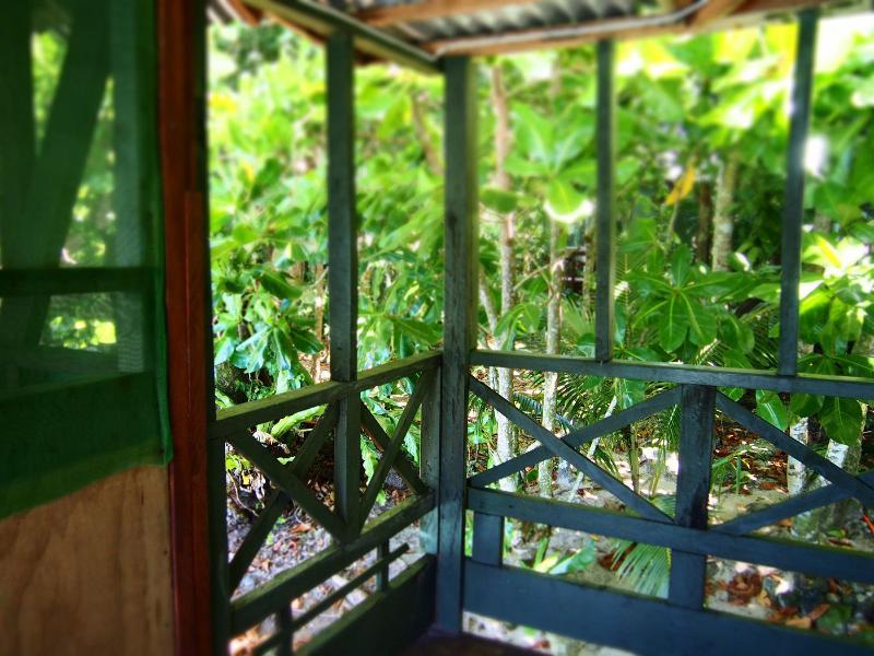 Lusia'S Lagoon Chalets Salelologa エクステリア 写真
