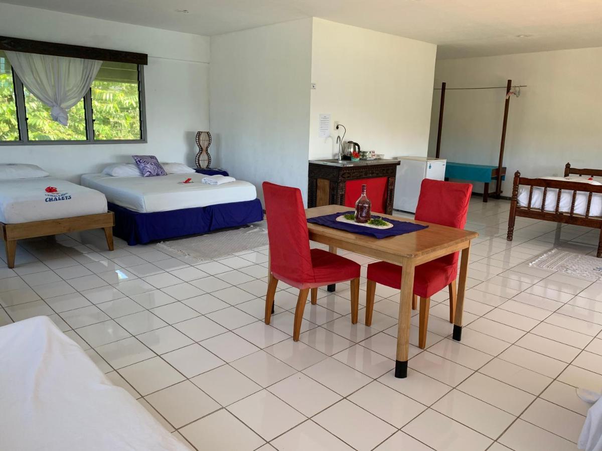Lusia'S Lagoon Chalets Salelologa エクステリア 写真